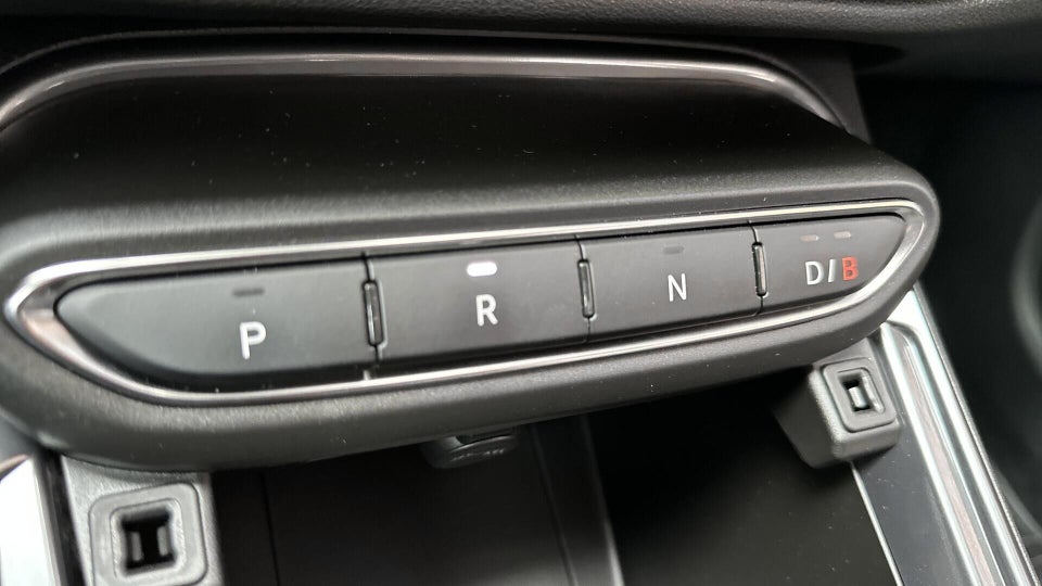 Fiat 600e 54 (RED) 5d