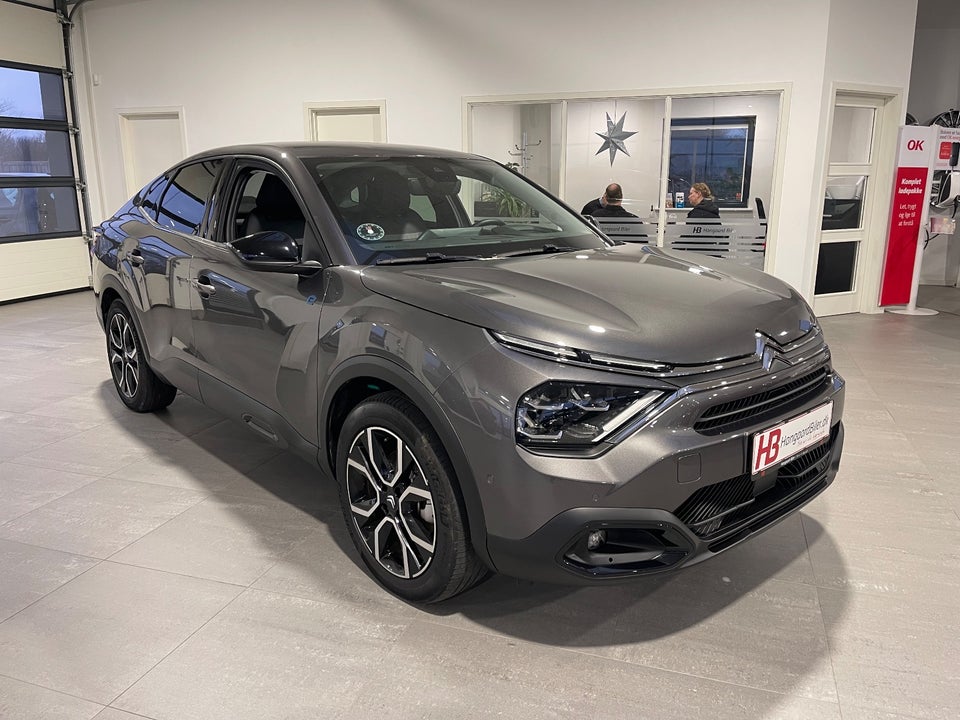 Citroën ë-C4 X 50 Shine 4d