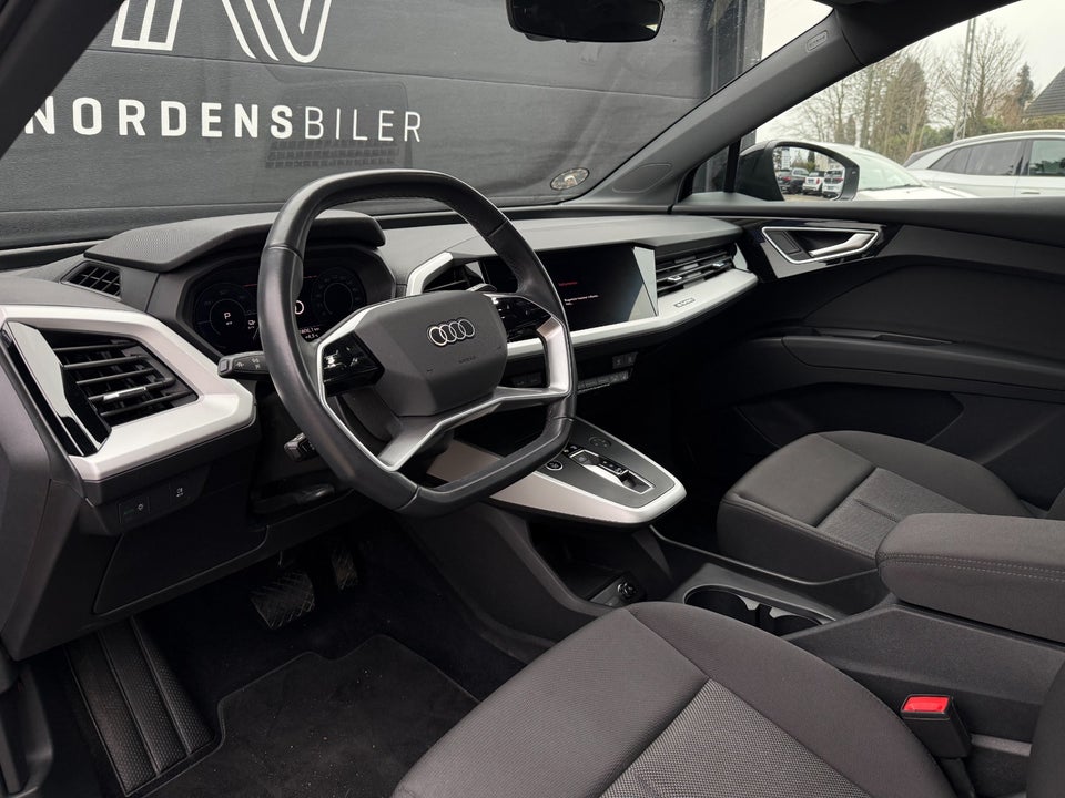 Audi Q4 e-tron 40 Attitude 5d