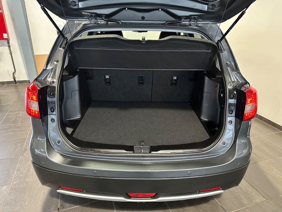 Suzuki S-Cross 1,0 Boosterjet Exclusive KUP 5d