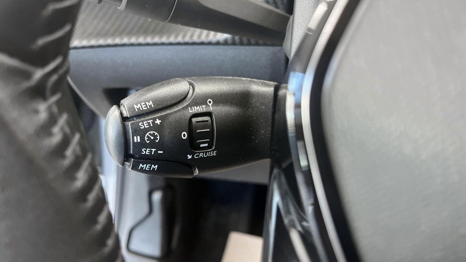 Peugeot e-208 50 Allure Pack 5d
