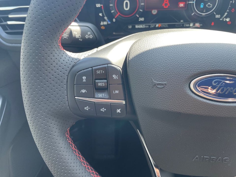Ford Kuga 2,5 PHEV ST-Line X CVT 5d