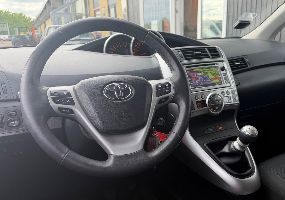 Toyota Verso 1,8 T2 Touch 7prs 5d