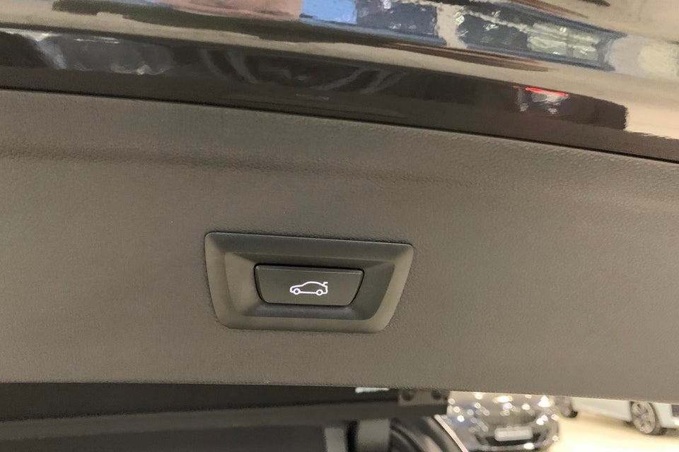 BMW iX xDrive40 Fully Charged 5d