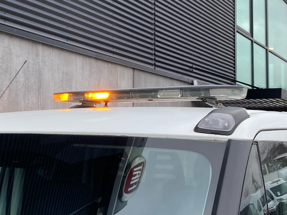 Iveco Daily 3,0 35C18 4100mm Lad AG8 2d