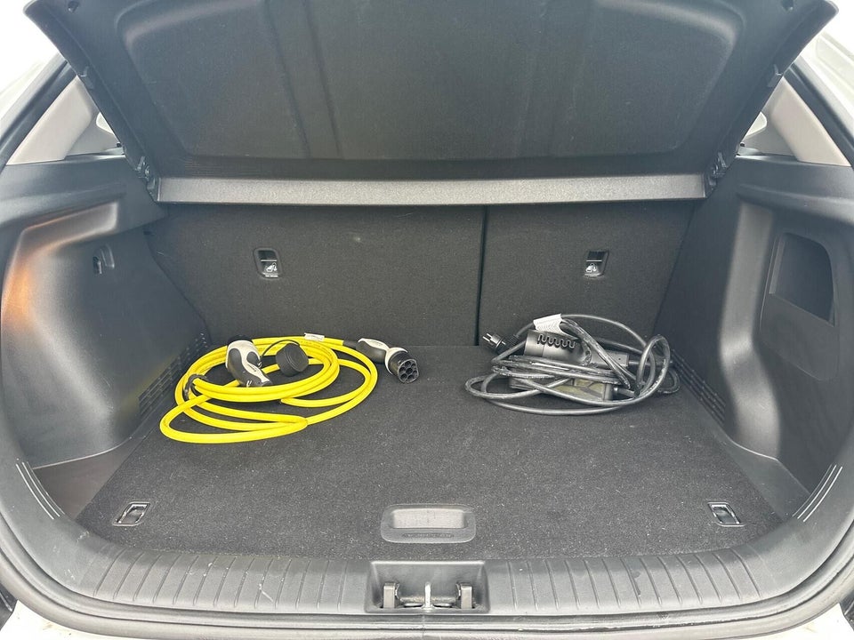 Hyundai Kona 39 EV Select 5d