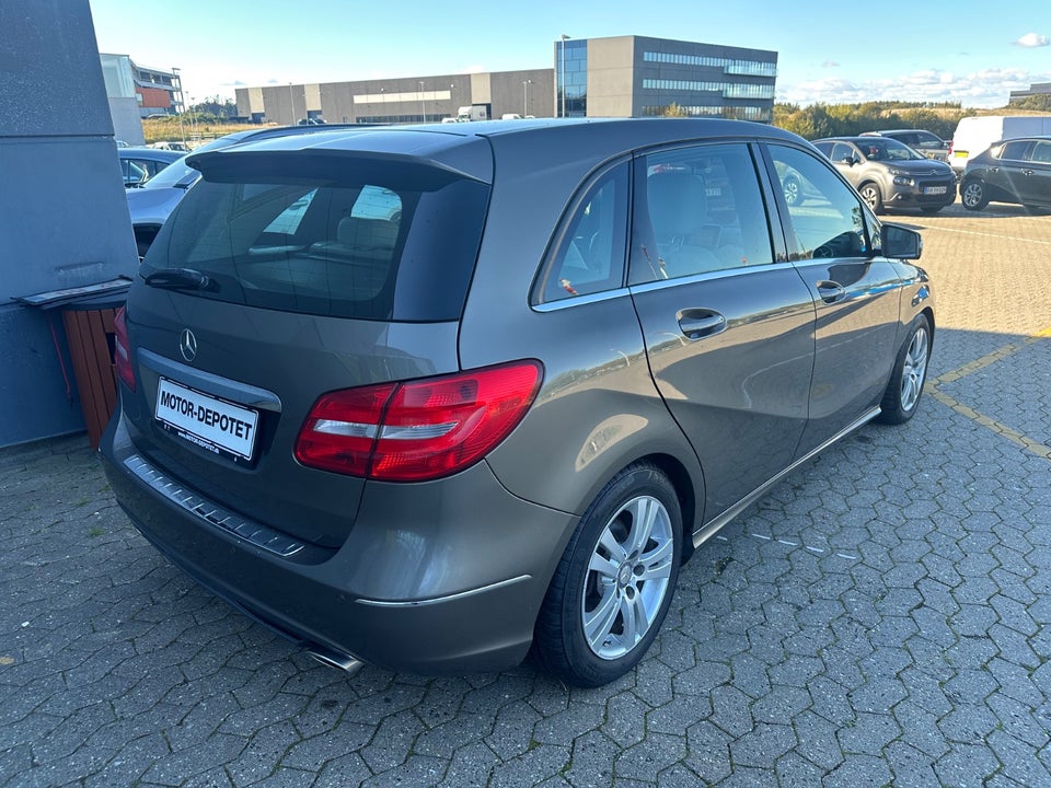 Mercedes B200 1,8 CDi BE 5d