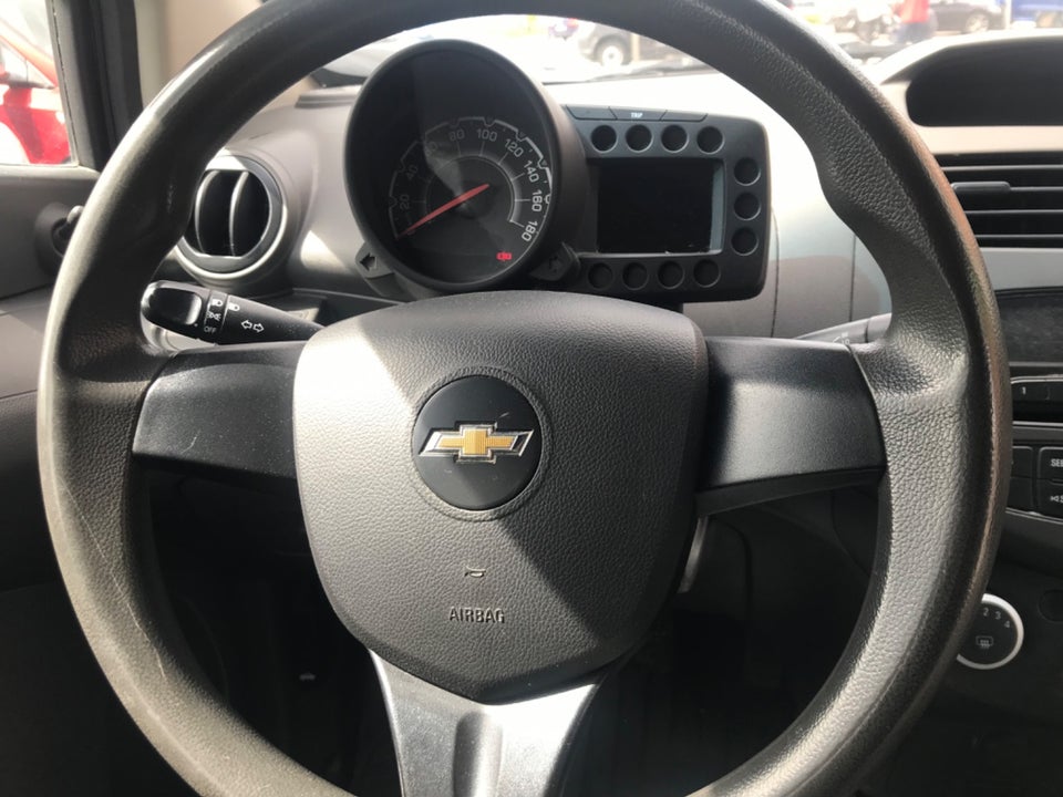 Chevrolet Spark 1,0 LT 5d