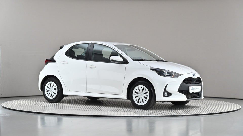 Toyota Yaris 1,5 Hybrid H3 e-CVT 5d