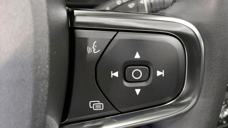 Volvo XC40 P6 ReCharge Core 5d