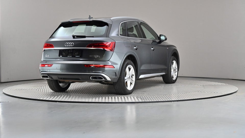 Audi Q5 50 TFSi e S-line quattro S-tr. 5d