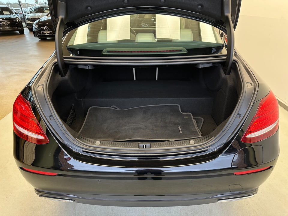 Mercedes E300 de 2,0 Avantgarde aut. 4d