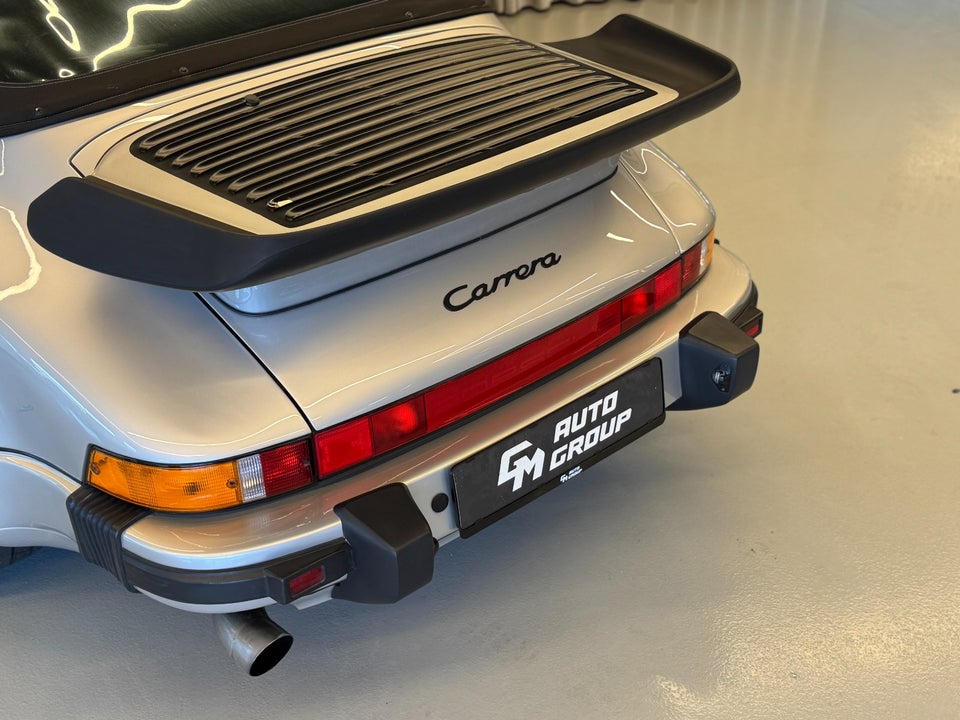 Porsche 911 3,2 Carrera Cabriolet 2d