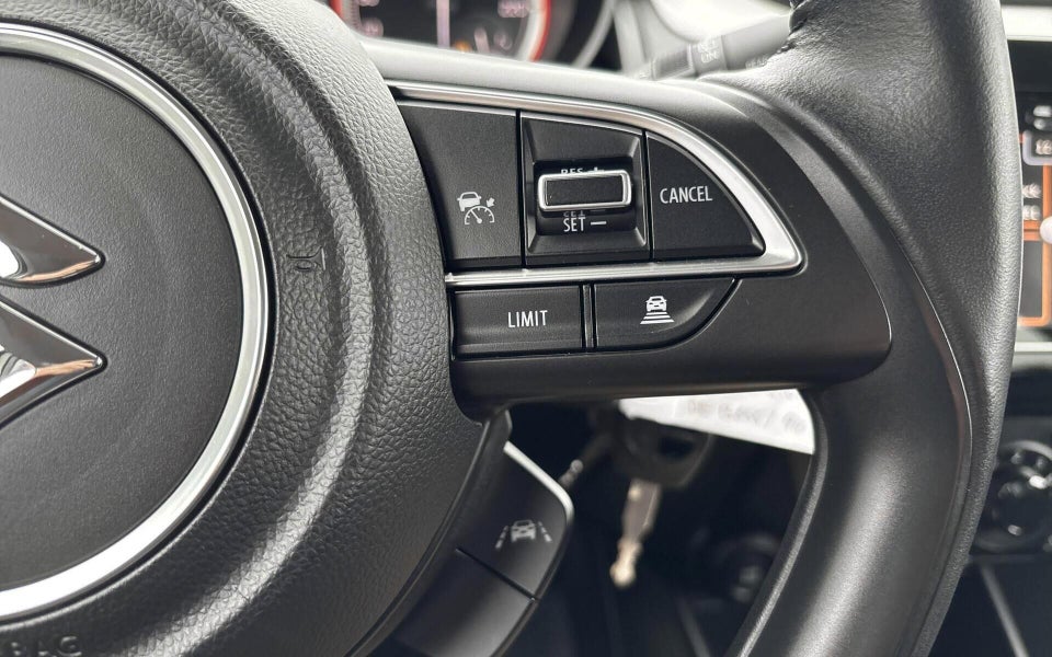 Suzuki Swift 1,2 mHybrid Action 5d