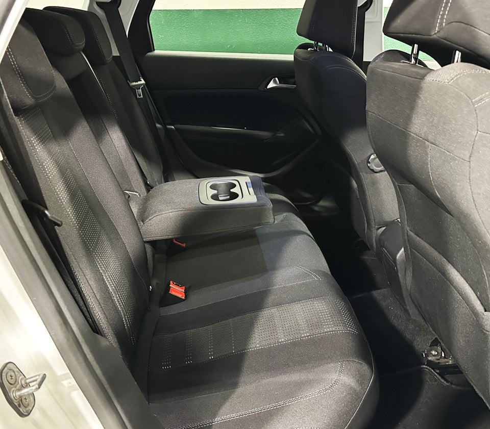 Peugeot 308 1,6 BlueHDi 120 Style SW 5d