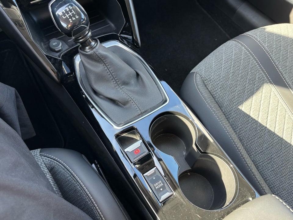 Peugeot 208 1,2 PureTech 100 Allure+ 5d