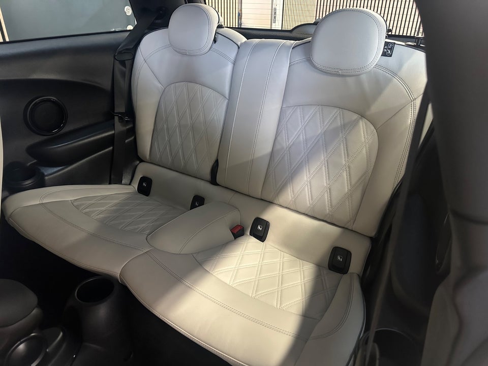 MINI Cooper SE Edition Premium Plus 3d