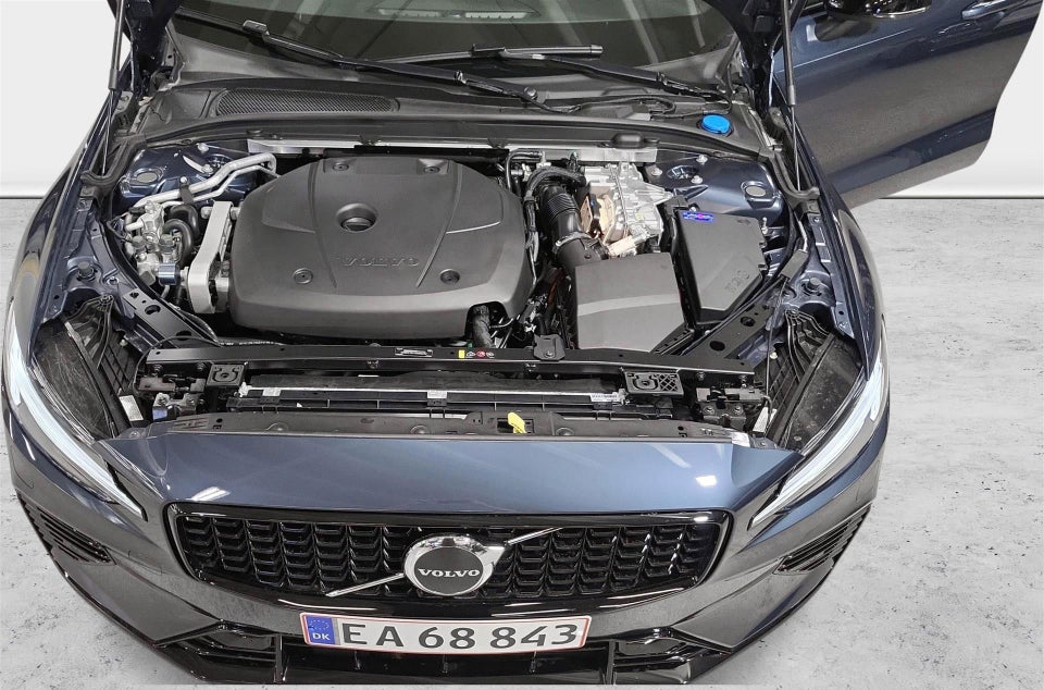 Volvo V60 2,0 T6 ReCharge Plus Dark aut. AWD 5d