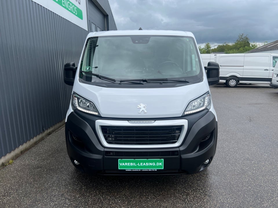 Peugeot Boxer 333 2,2 BlueHDi 165 L2H1 Premium