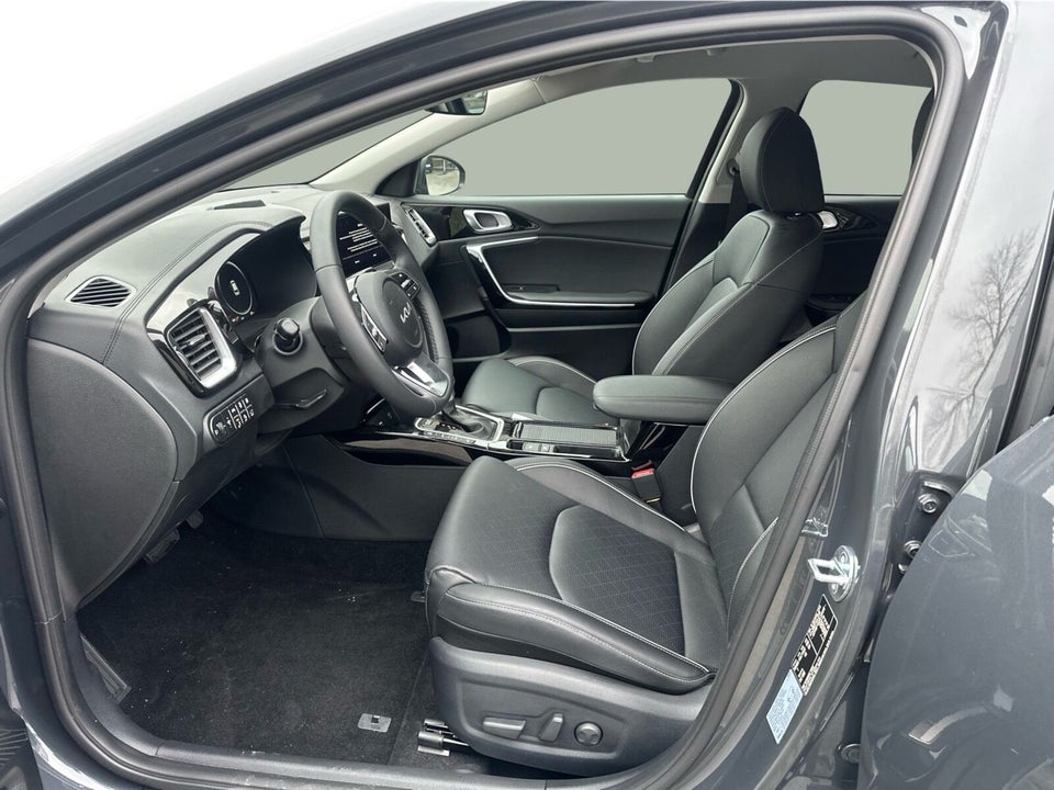 Kia XCeed 1,6 PHEV Upgrade DCT 5d