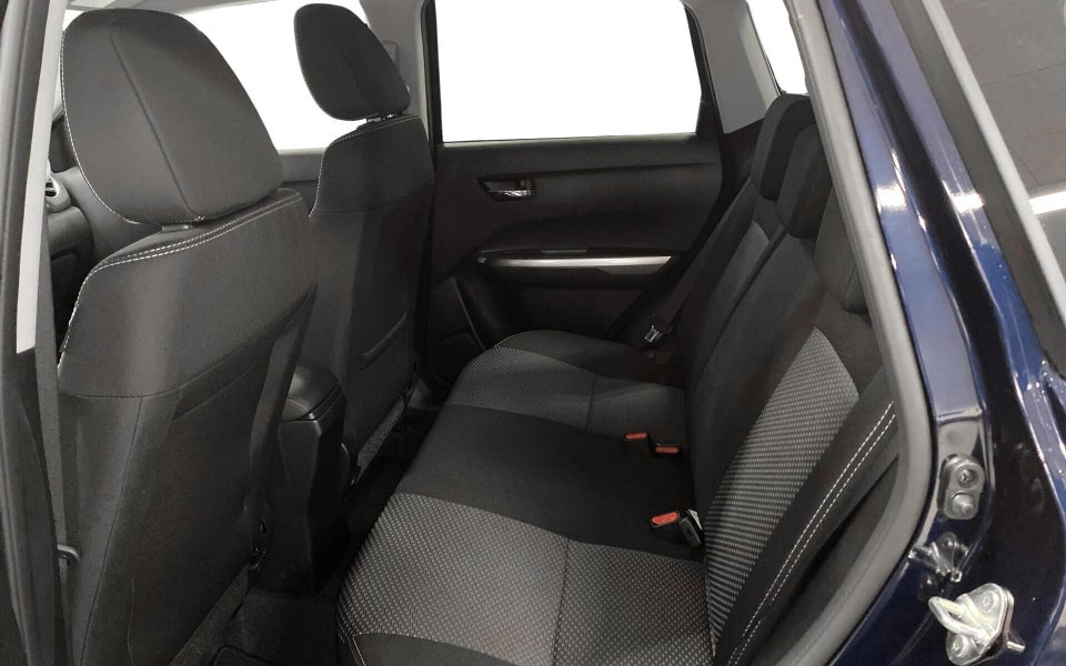 Suzuki Vitara 1,4 mHybrid Active 5d