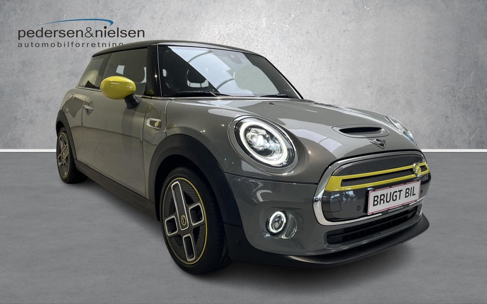 MINI Cooper SE Trim L 3d