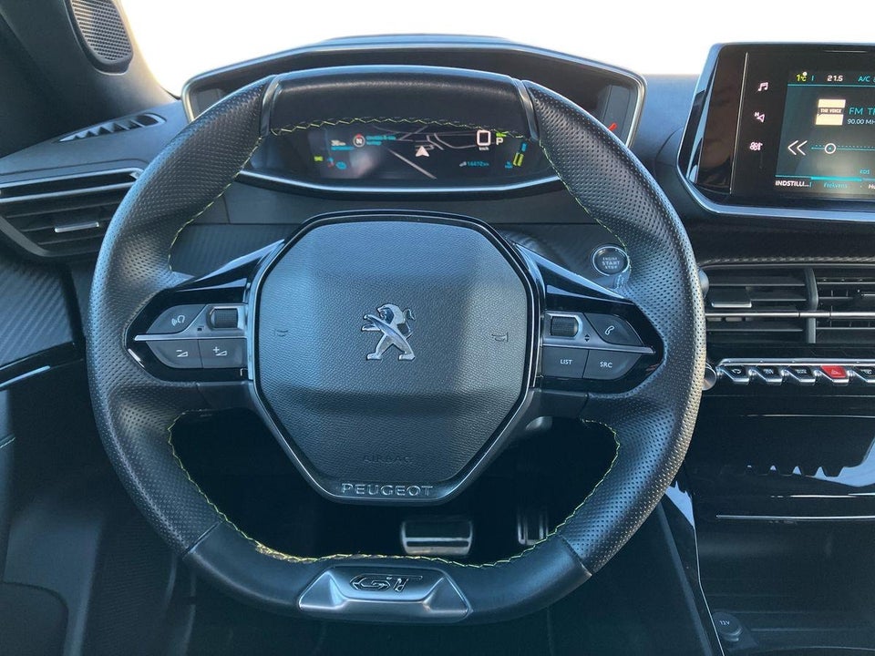 Peugeot e-2008 50 GT 5d