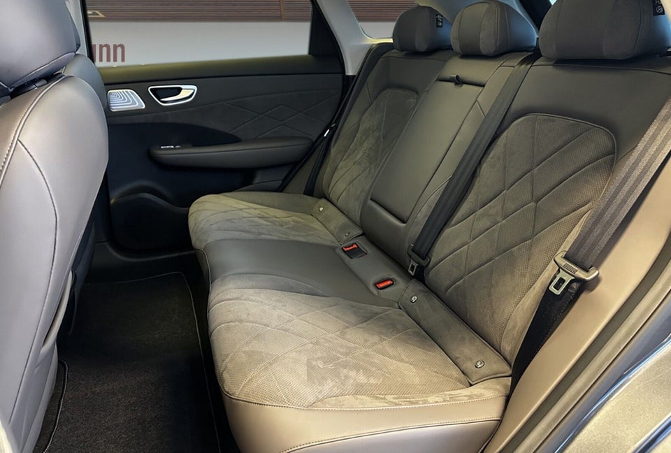 MG MGS6 77 Luxury AWD 5d