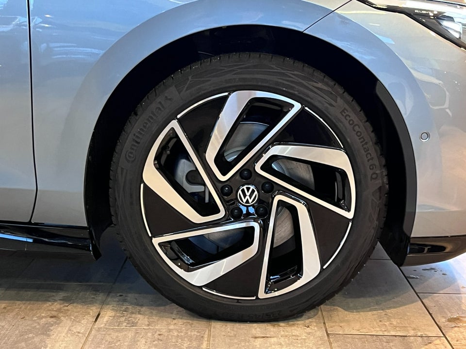 VW ID.7 86 Style S Tourer 5d