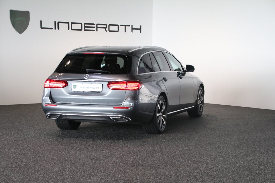 Mercedes E300 de 2,0 Avantgarde stc. aut. 5d