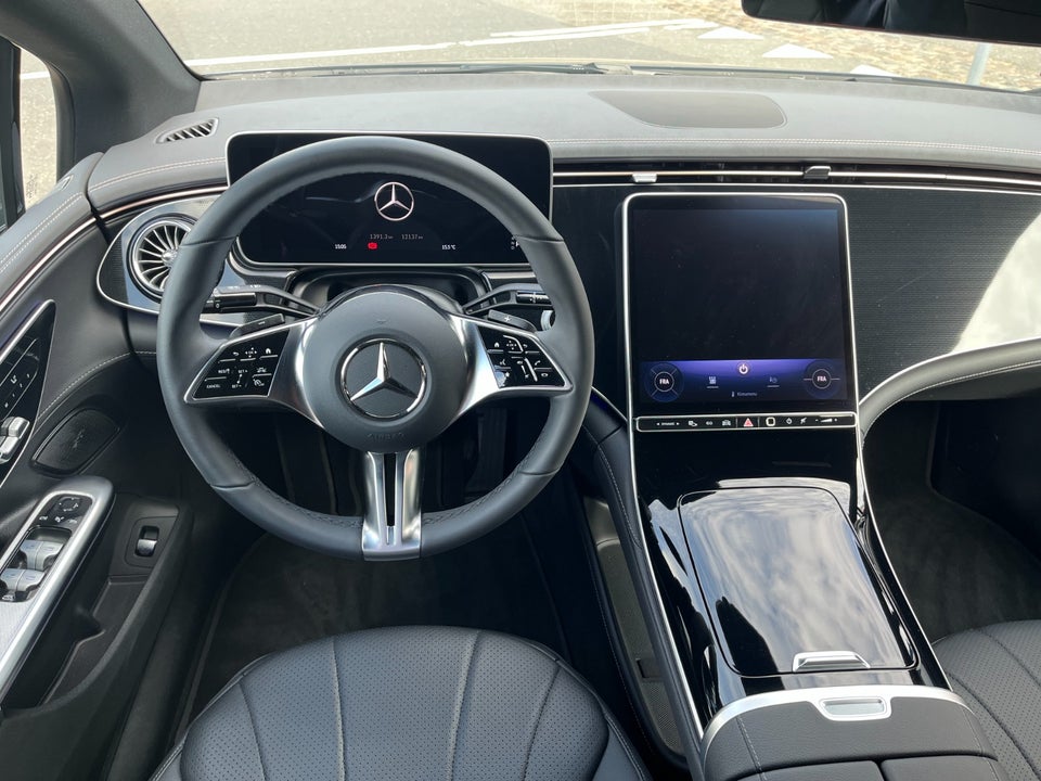 Mercedes EQE300 AMG Line 4d