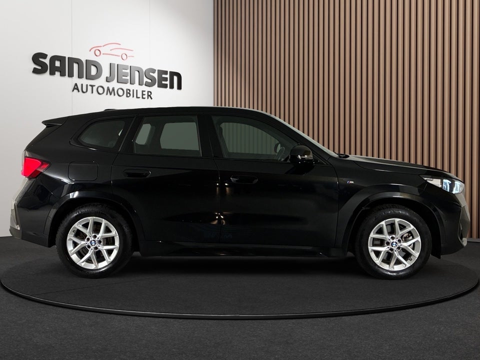 BMW iX1 xDrive30 M-Sport Premium 5d
