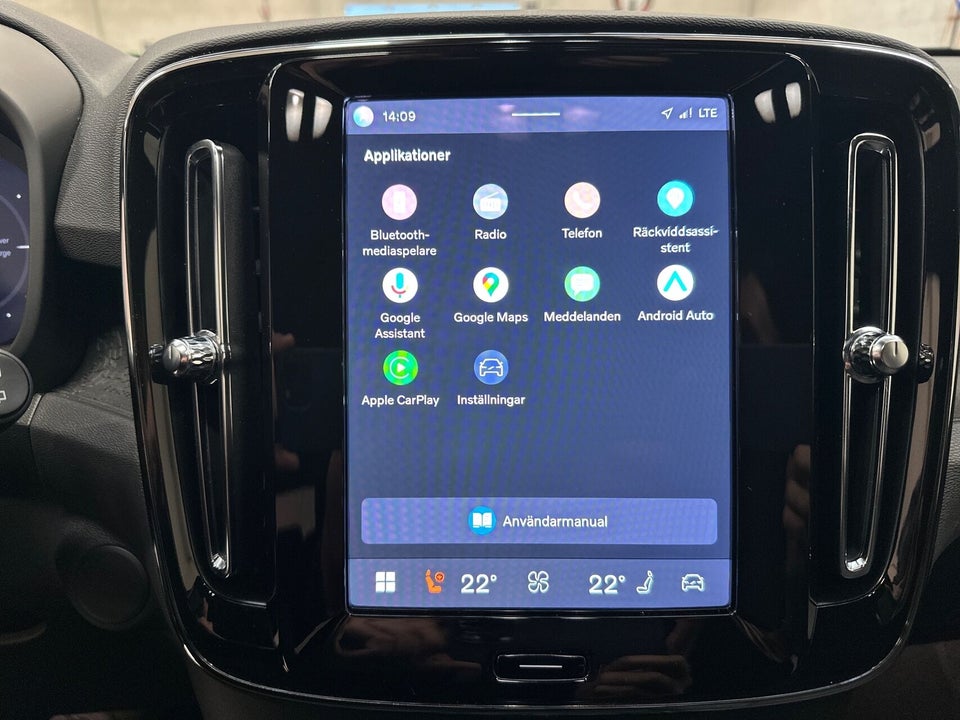 Volvo EX40 Extended Range Plus 5d