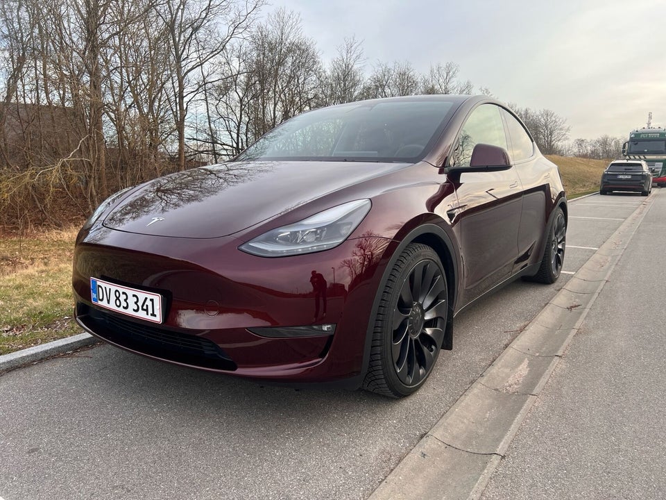 Tesla Model Y Performance AWD 5d