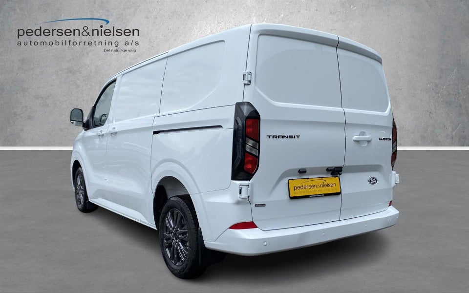 Ford Transit Custom 320L 2,5 PHEV Limited CVT
