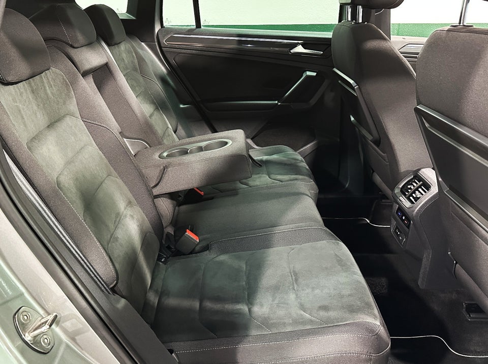 VW Tiguan 1,4 TSi 150 R-line DSG 4Motion 5d