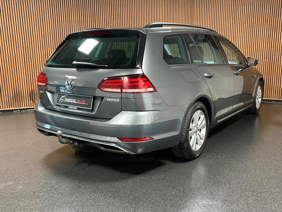 VW Golf VII 1,5 TSi 130 Highline Variant DSG 5d