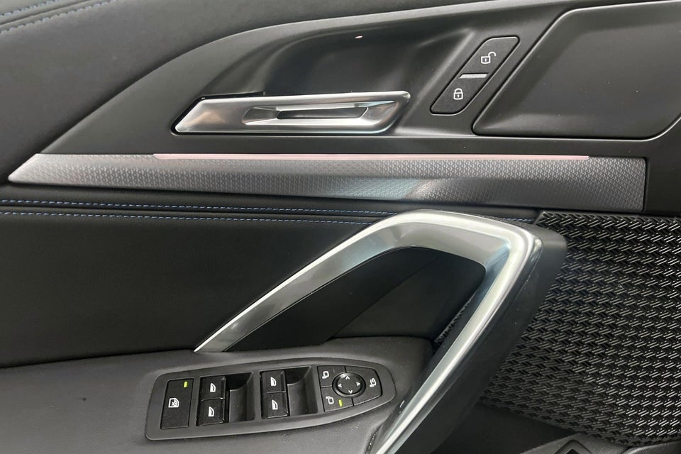 BMW iX2 eDrive20 M-Sport 5d