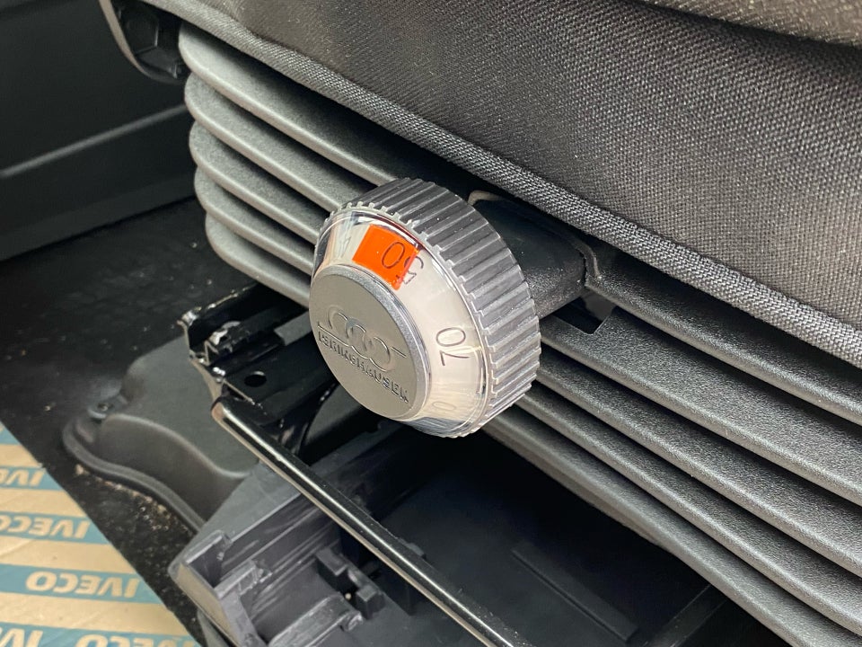 Iveco Daily 3,0 35C18 12m³ Van AG8