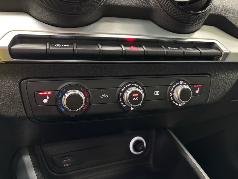 Audi Q2 30 TDi Sport 5d