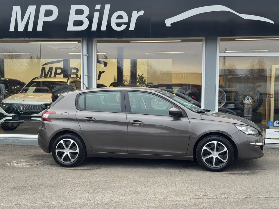 Peugeot 308 1,6 BlueHDi 100 Active 5d
