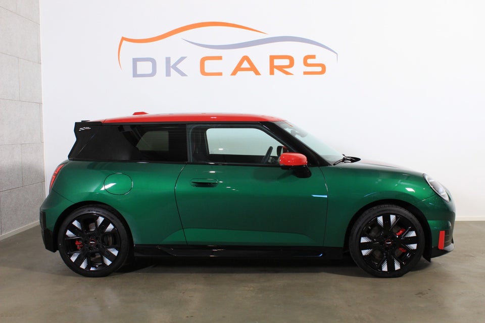 MINI Cooper E JC Works Trim XL 3d