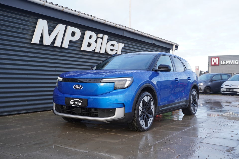 Ford Explorer 84 Select Extended Range AWD 5d