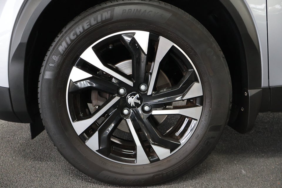 Peugeot 2008 1,2 PureTech 130 Allure 5d