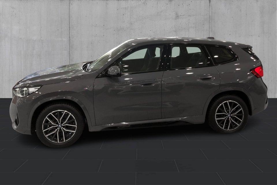 BMW iX1 xDrive30 M-Sport 5d