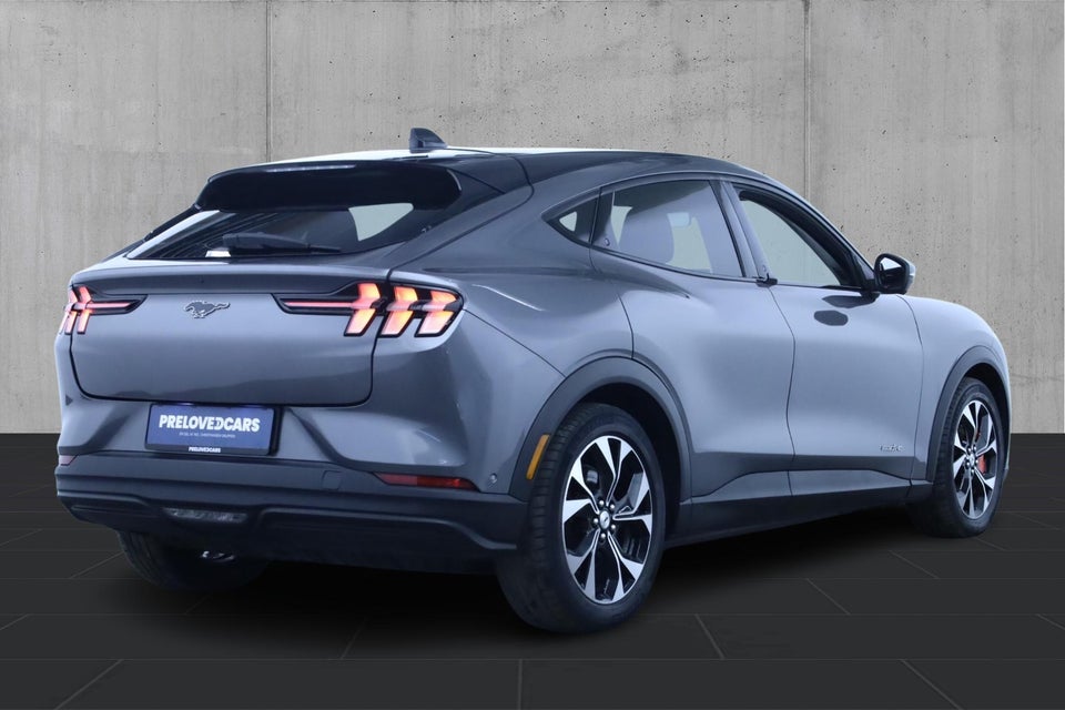 Ford Mustang Mach-E 68 Standard Range 5d