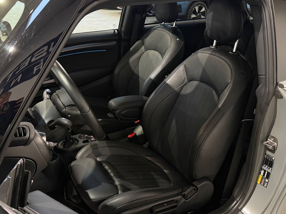 MINI Cooper SE Maximise 3d