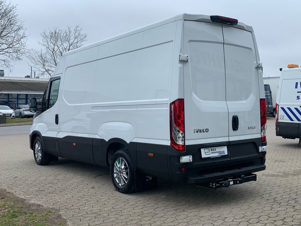 Iveco Daily 3,0 35S18 12m³ Van AG8