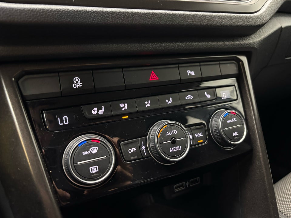 VW T-Roc 1,0 TSi 115 Style 5d