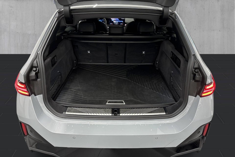 BMW i5 eDrive40 Touring M-Sport 5d